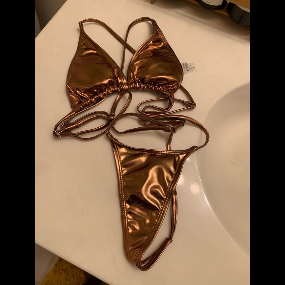 Swim suit